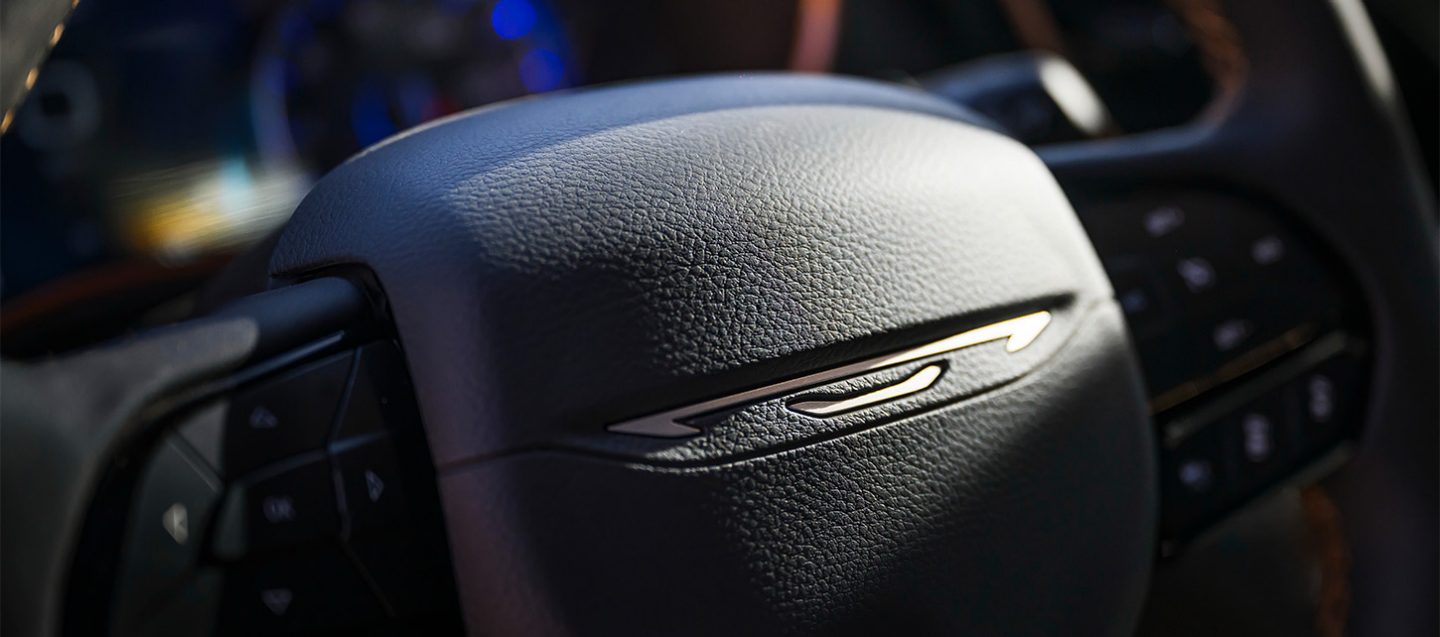 Muestra el volante de la Chrysler Pacifica 2027.